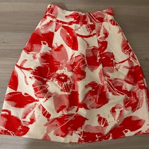 CH Carolina Herrera white red floral skirt size 6